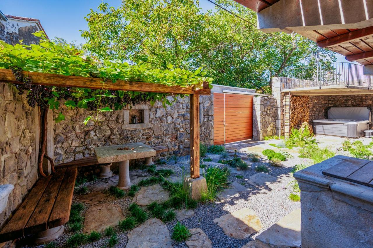 הוילה Dutovlje Karst House Zan Pliskovica With Private Pool מראה חיצוני תמונה